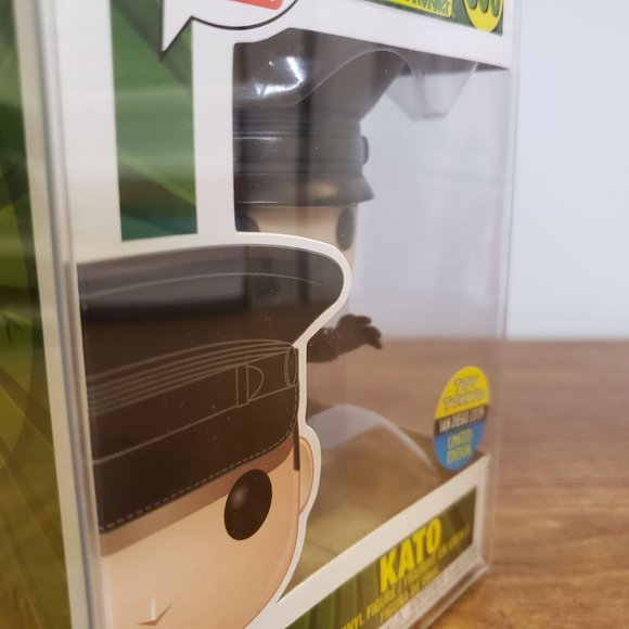 Funko Pop 856 The Green Hornet Toy Tokyo 2019 SDCC Exclusive with Pop Protector - Picture 8 of 8